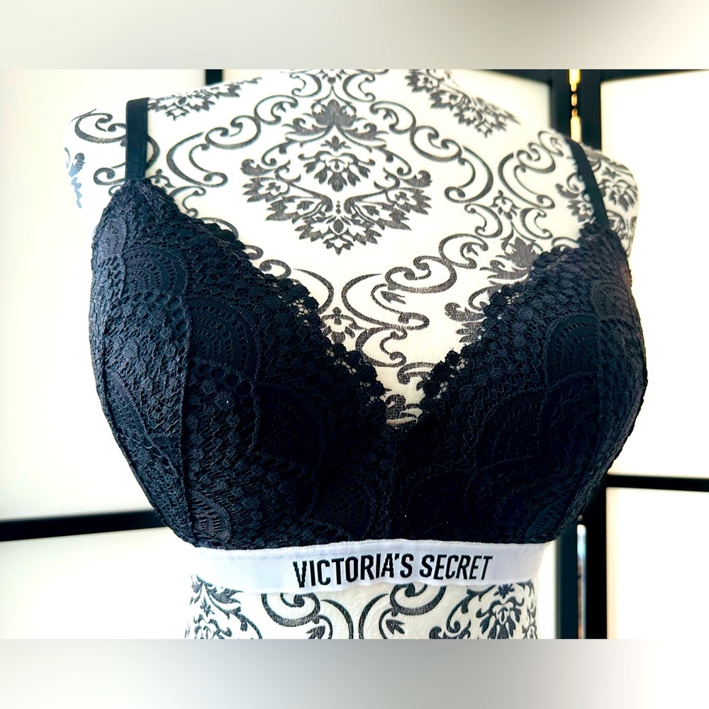 Victorias Secret no wire bra  32DDD NWT